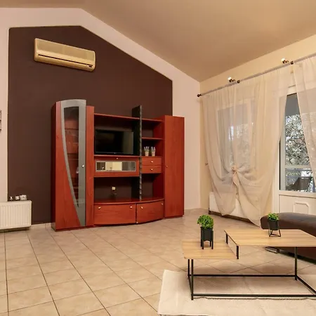 Olive & Mare House *